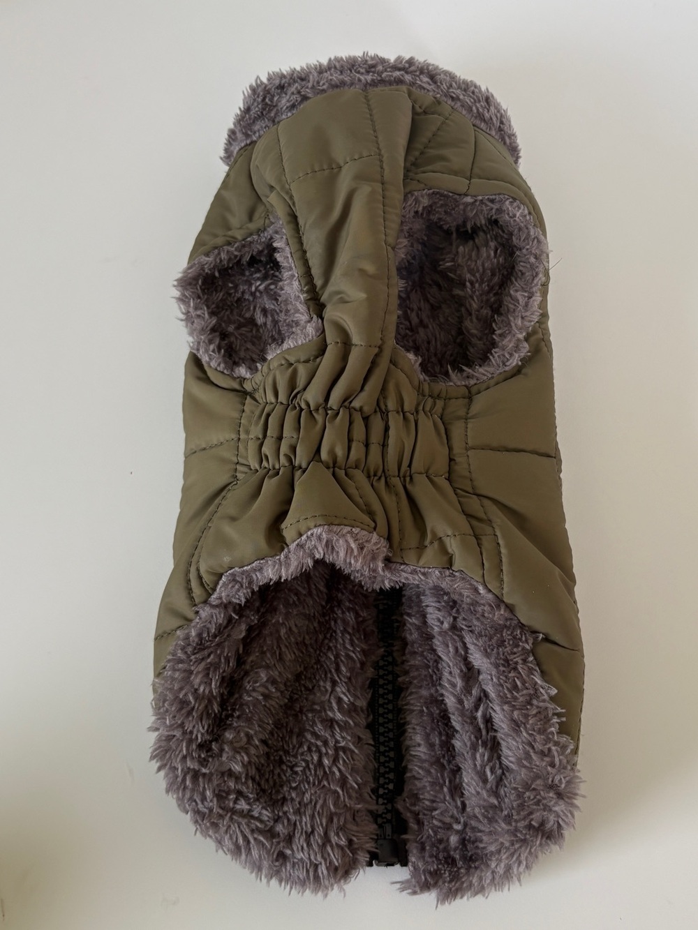 Small Dog Faux fur Jacket with‎ harness - Picture 7 of 8